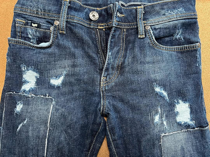 フロントポケット下のダメージをリペア 作業後画像